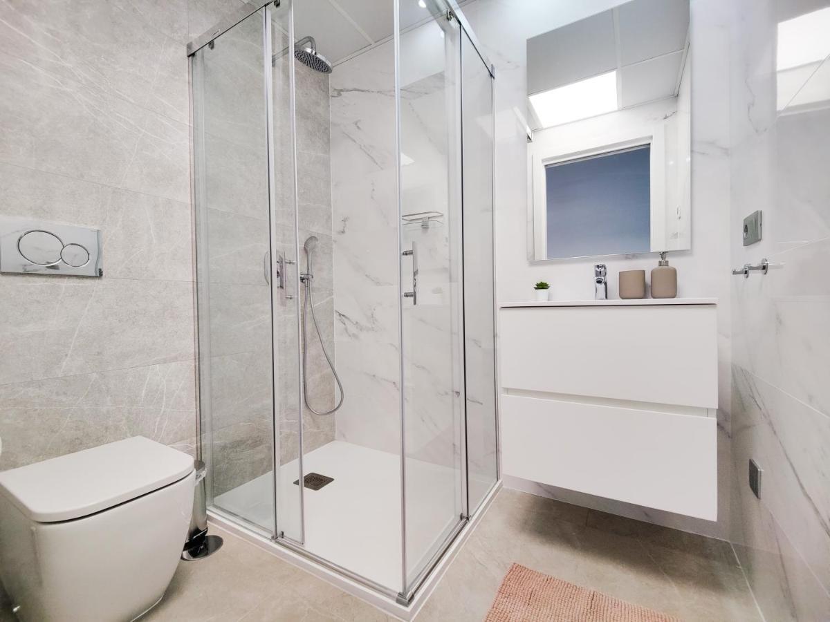 Sunset Cliffs Sea View Apartments Бенидорм Экстерьер фото