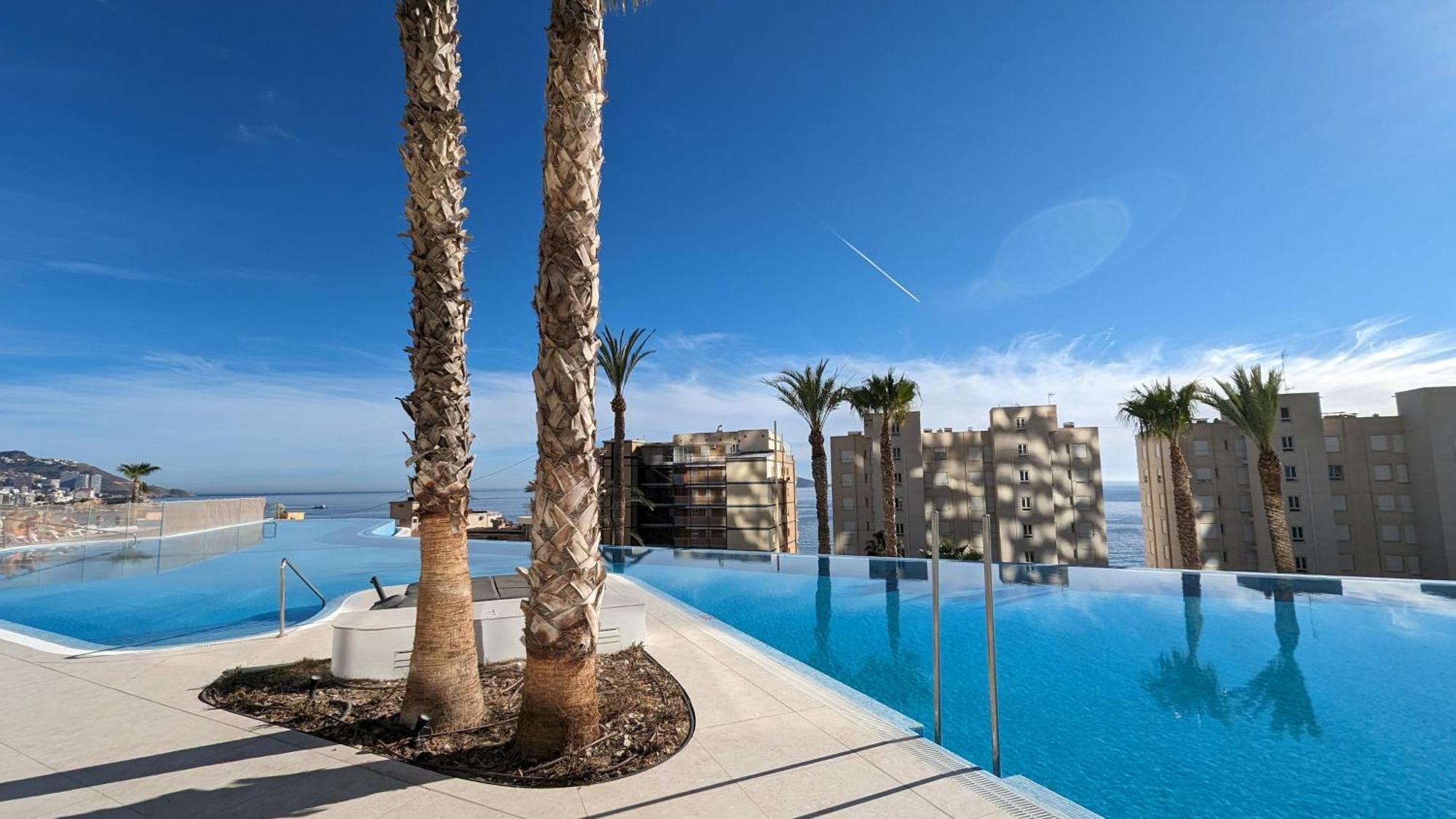 Sunset Cliffs Sea View Apartments Бенидорм Экстерьер фото